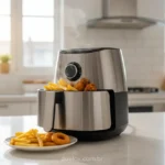 Air fryer moderna com comida crocante